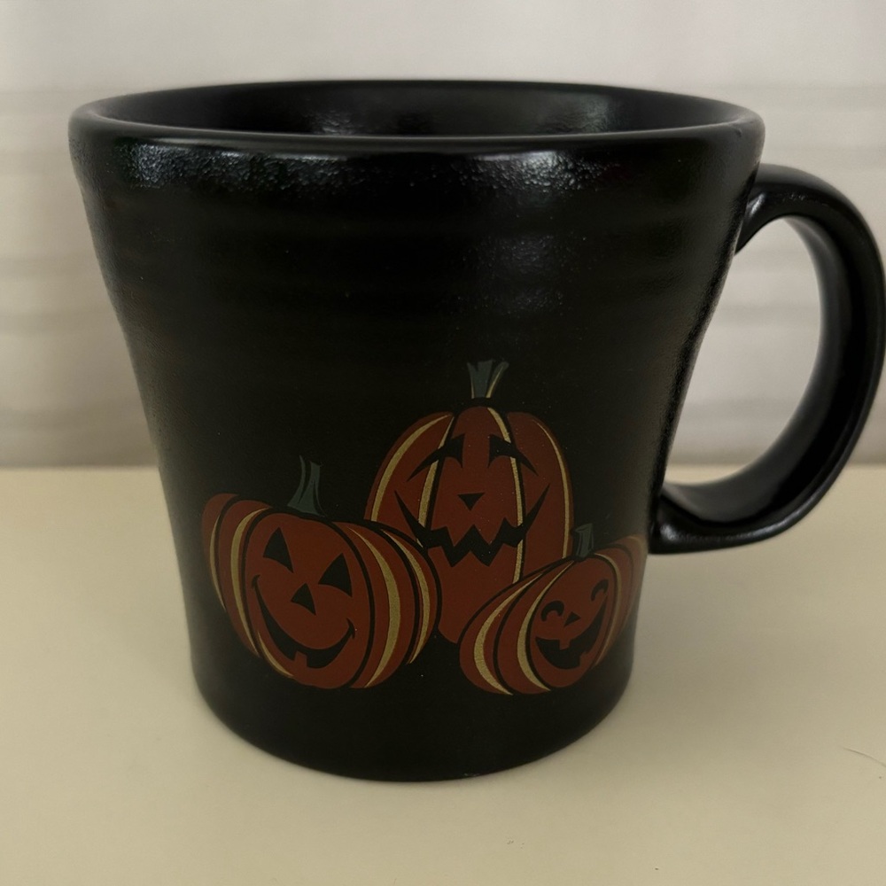 Fiesta Trio of Pumpkins Mug Foundry Retired Decal